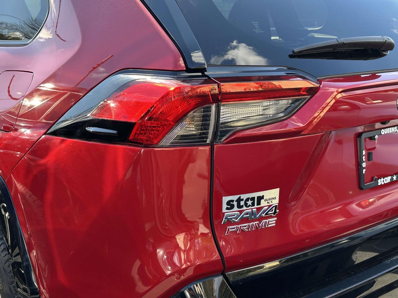 2023 Toyota RAV4 SE - Photo 10