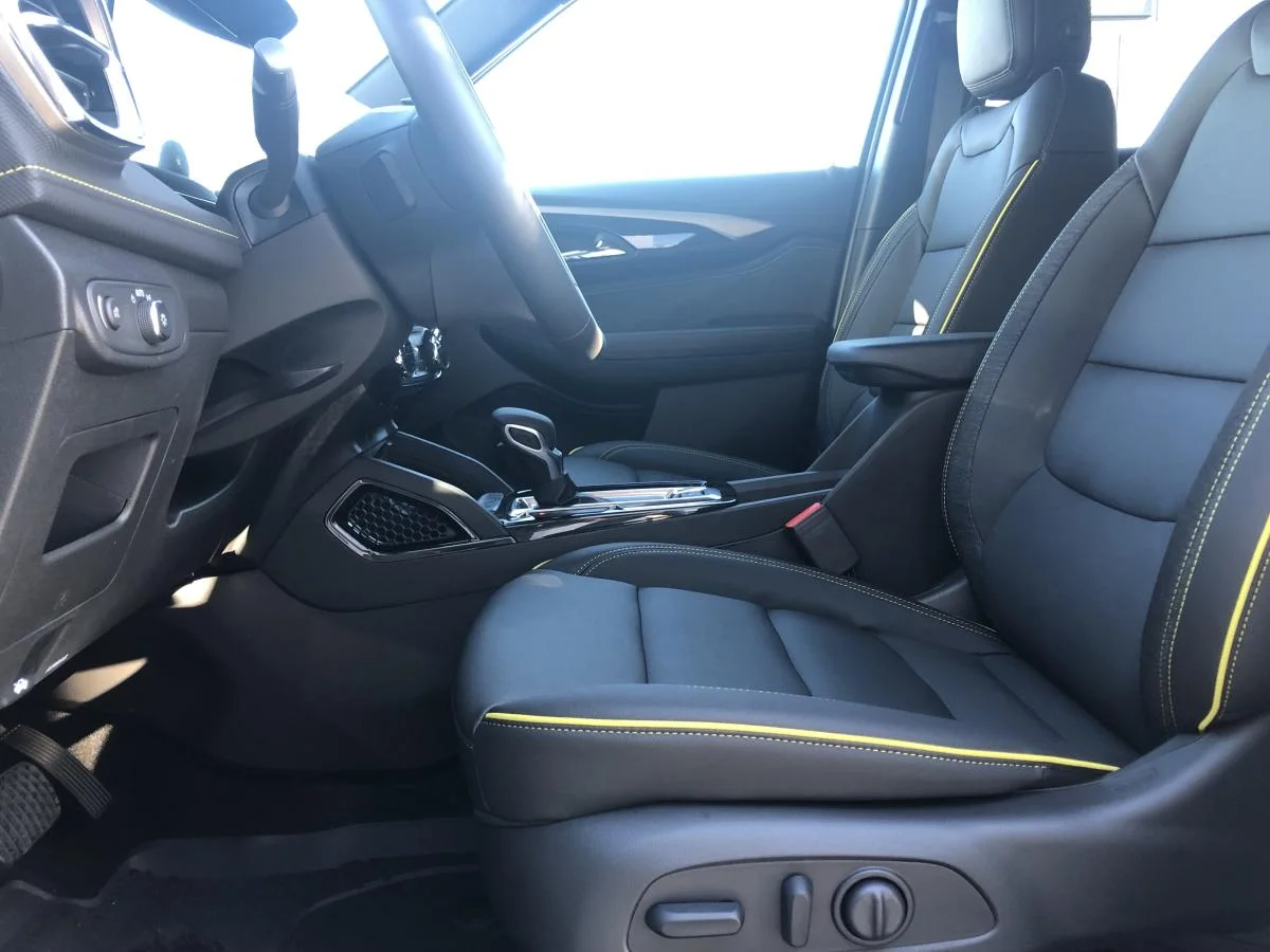 New 2026 White Chevrolet Awd 4dr Activ image 10