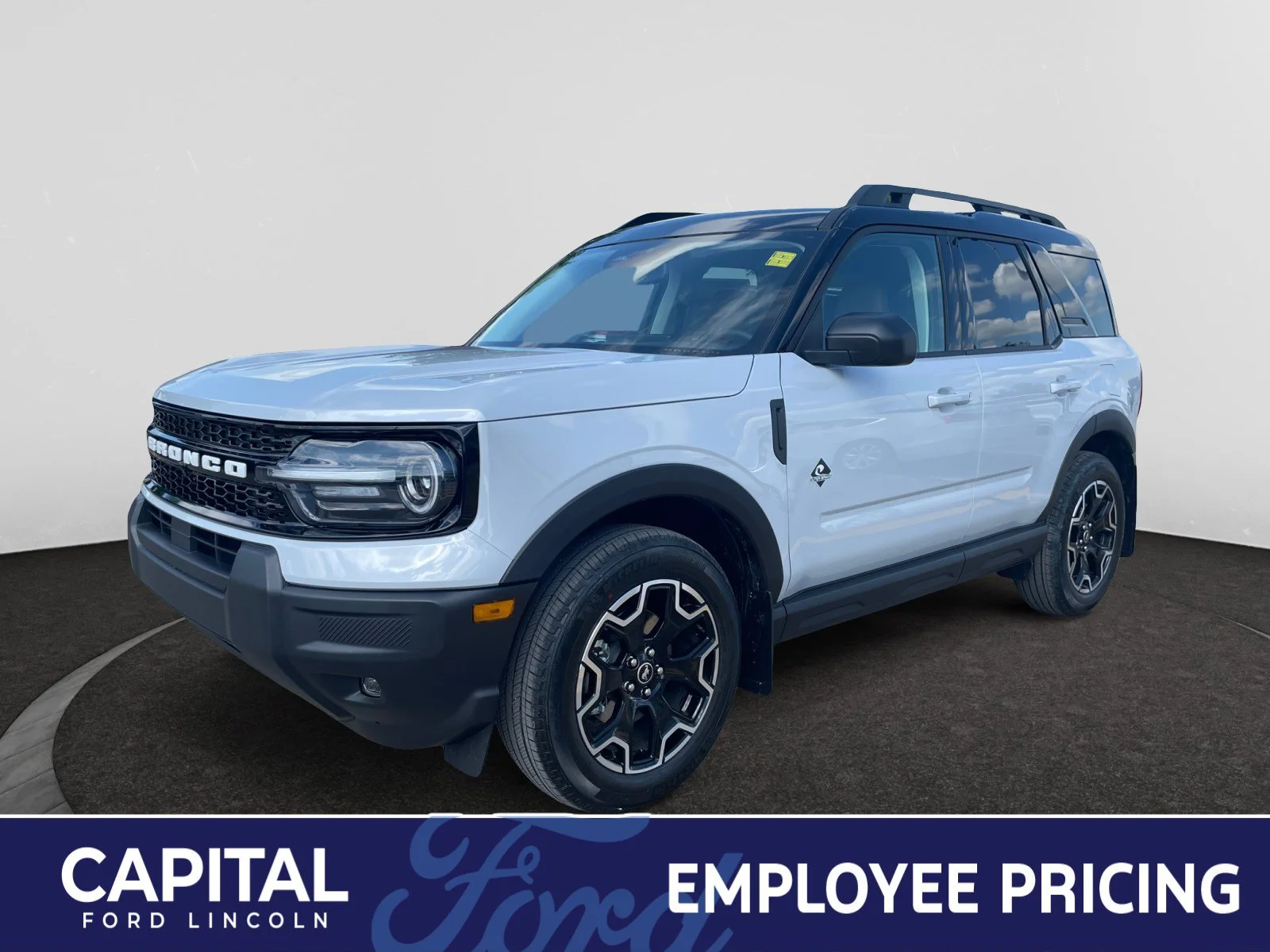New 2026 Space White Metallic Ford Outer Banks image 1