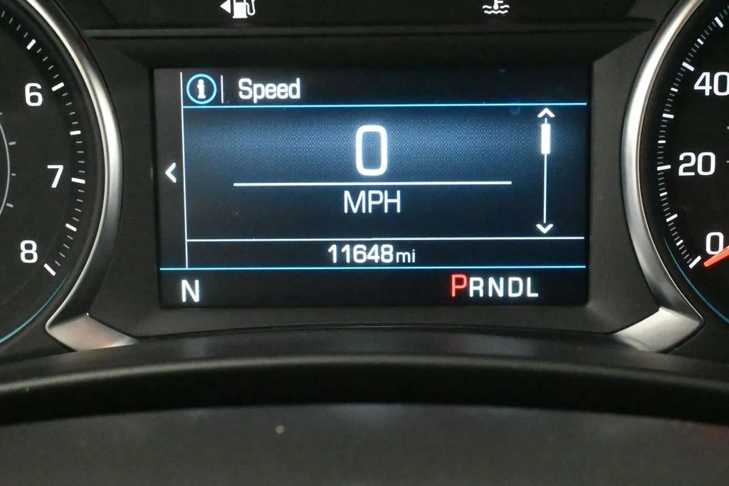Used 2024 Lakeshore Blue Metallic Chevrolet LT image 26