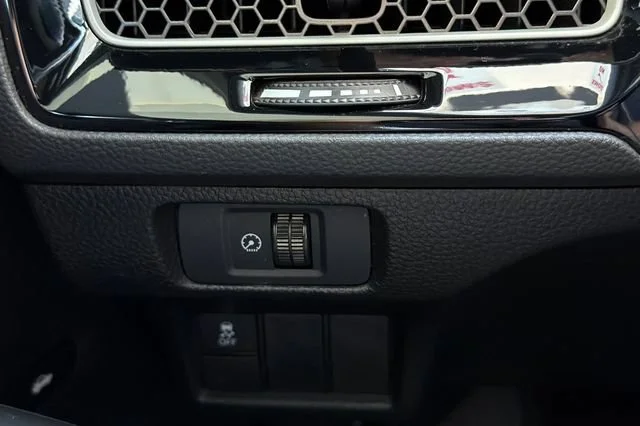 Certified Used 2025 Urban Gray Pearl Honda Sport image 65