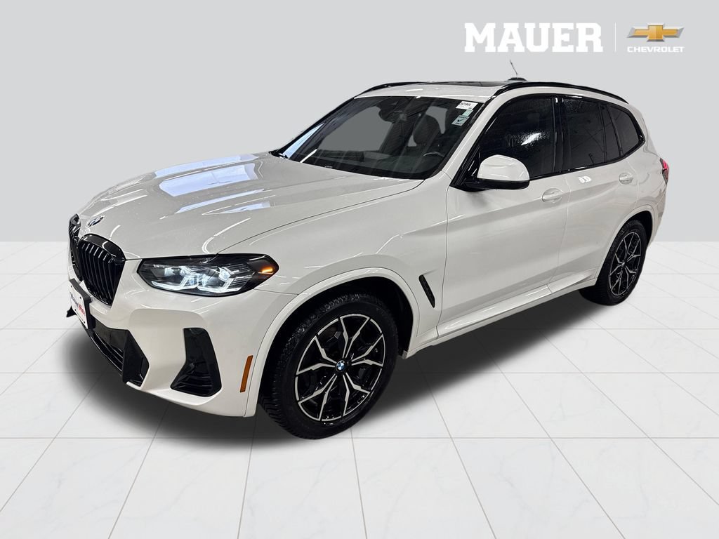 Used 2023 White BMW xDrive30i image 2