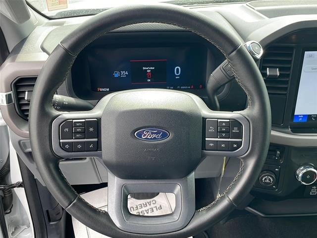 Used 2025 Oxford White Ford XLT image 47