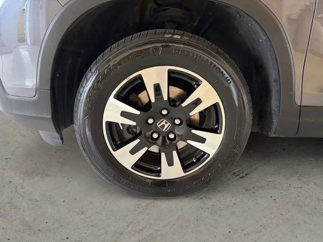 Used 2020 Gray Honda RTL image 15