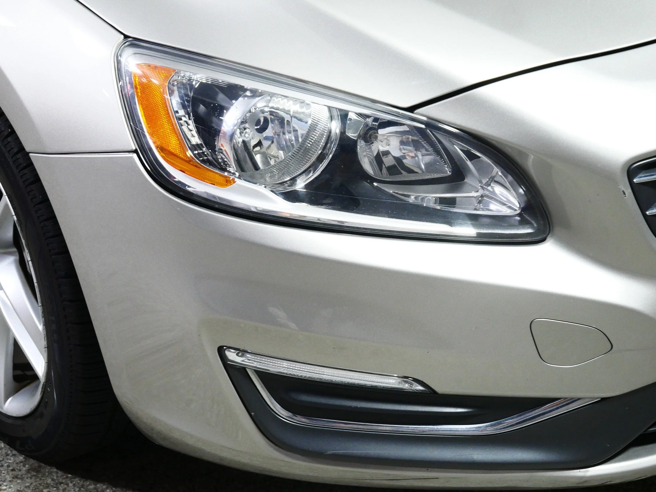 Used 2014 Seashell Metallic Volvo T5 image 16