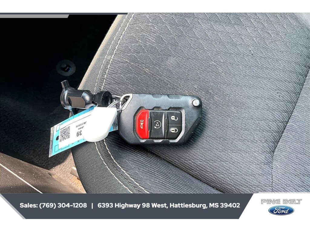 Used 2021 Hydro Blue Pearlcoat Jeep 80th Anniversary image 9