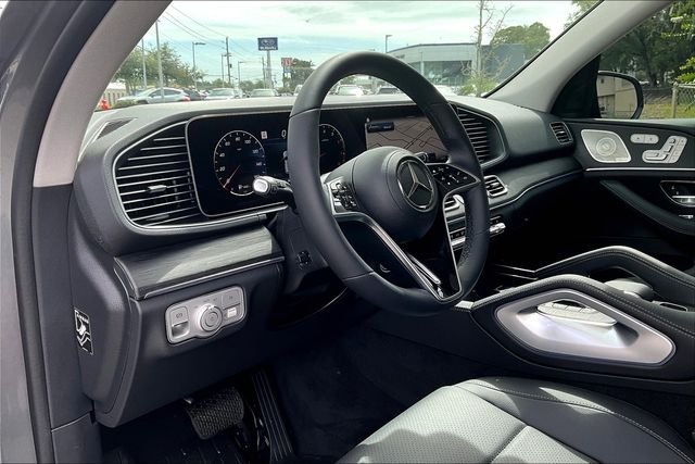 Used 2026 Gray Mercedes-Benz GLE 450 image 5