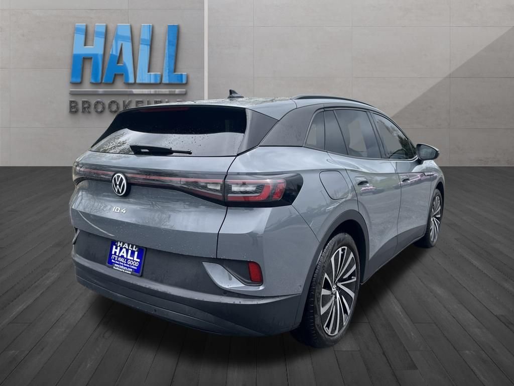 Used 2024 Gray Volkswagen S image 5