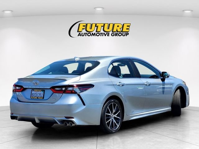 Used 2021 Silver Toyota SE image 4