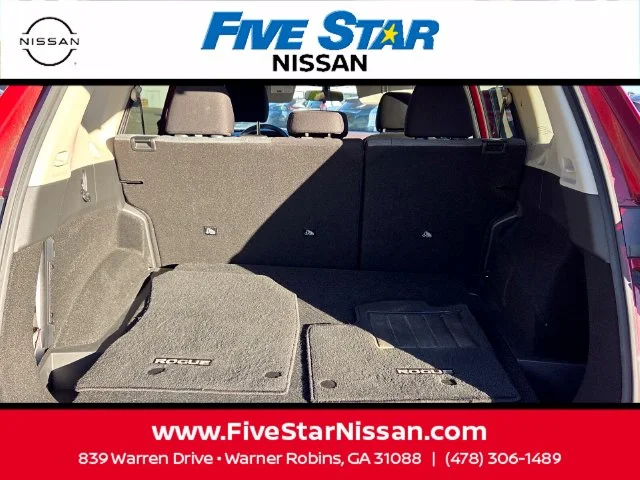Used 2021 Red Nissan SV image 12