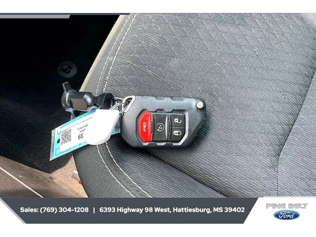 Used 2021 Hydro Blue Pearlcoat Jeep 80th Anniversary image 9