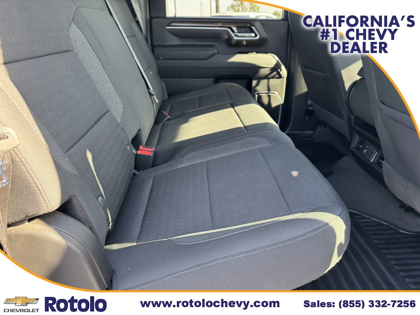 Used 2025 Summit White Chevrolet LT image 11