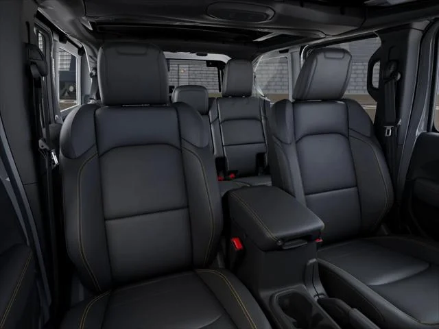 New 2026 Bright White Clear-Coat Exterior Paint Jeep Sahara image 21