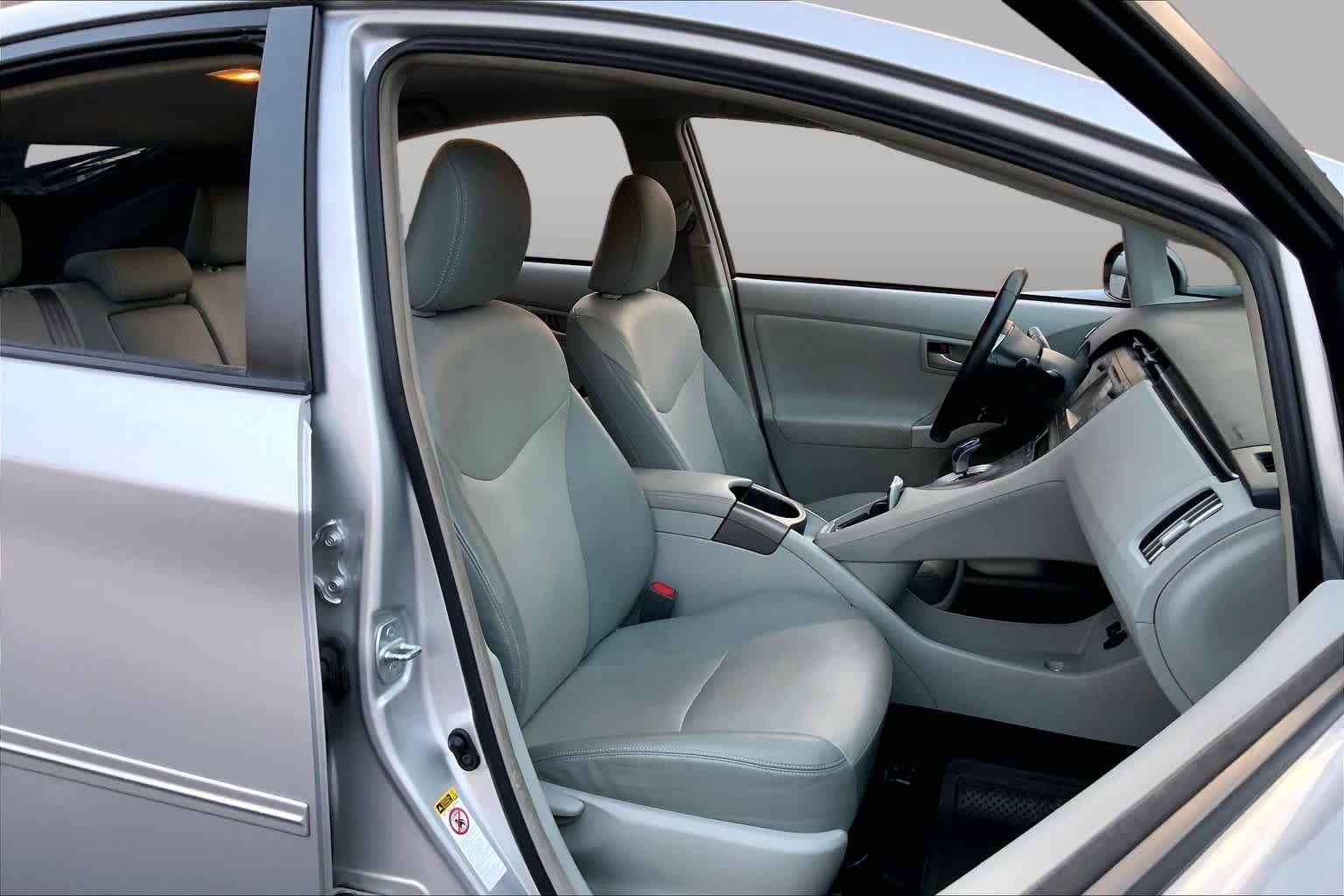 Pre-Owned 2015 Toyota Prius One