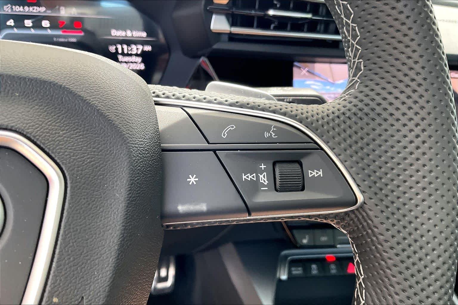 Used 2026 Daytona Gray Pearl Effect Audi  image 23