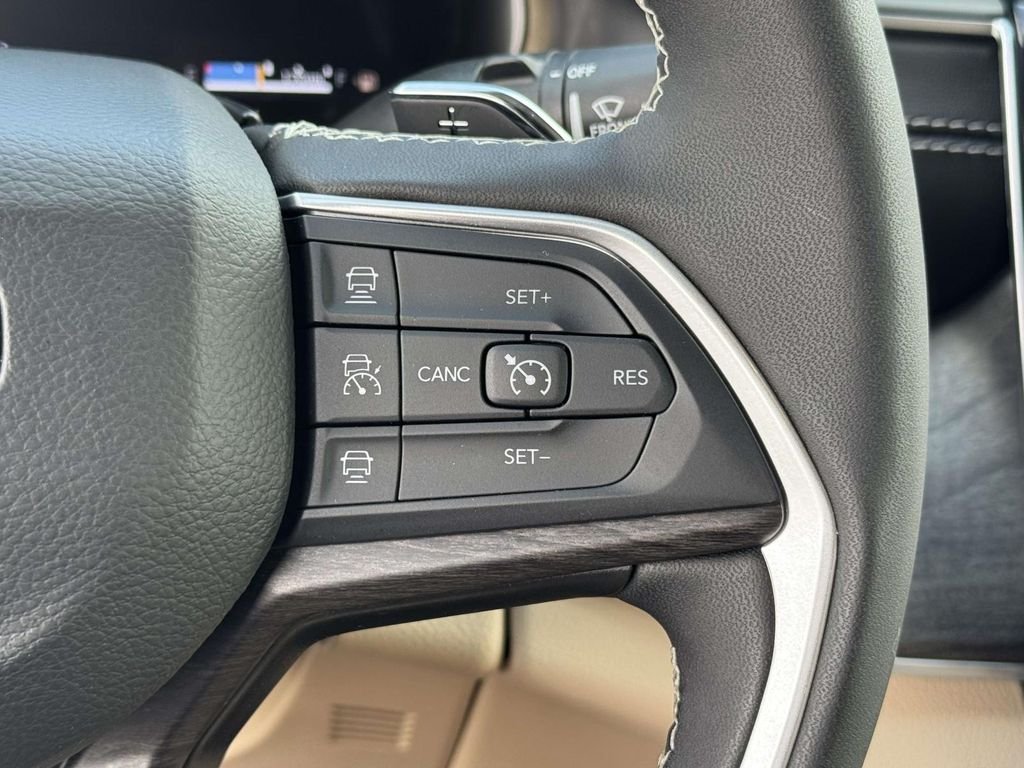 Used 2025 Red Jeep Limited image 23