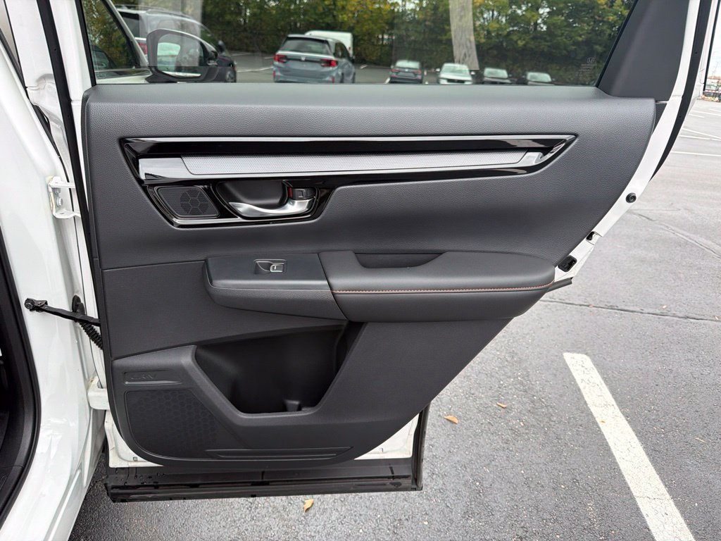 2025 Honda CR-V Sport Touring - Photo 24
