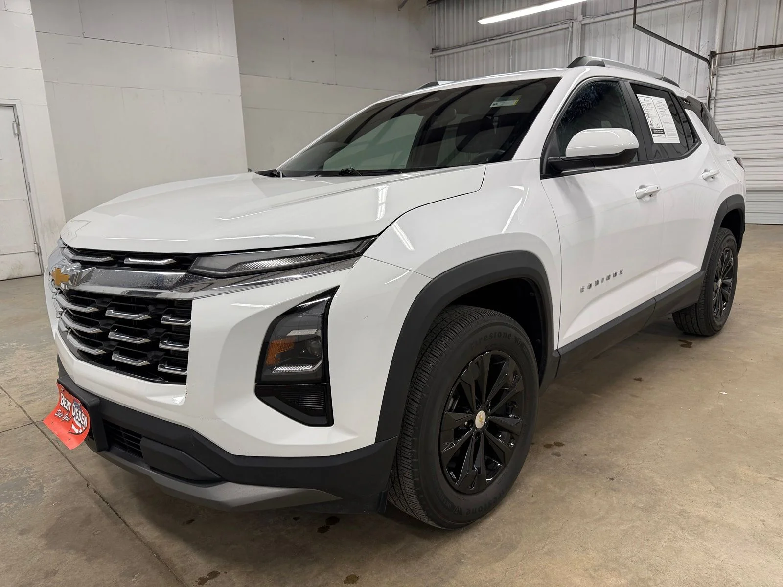 Used 2025 White Chevrolet LT image 3