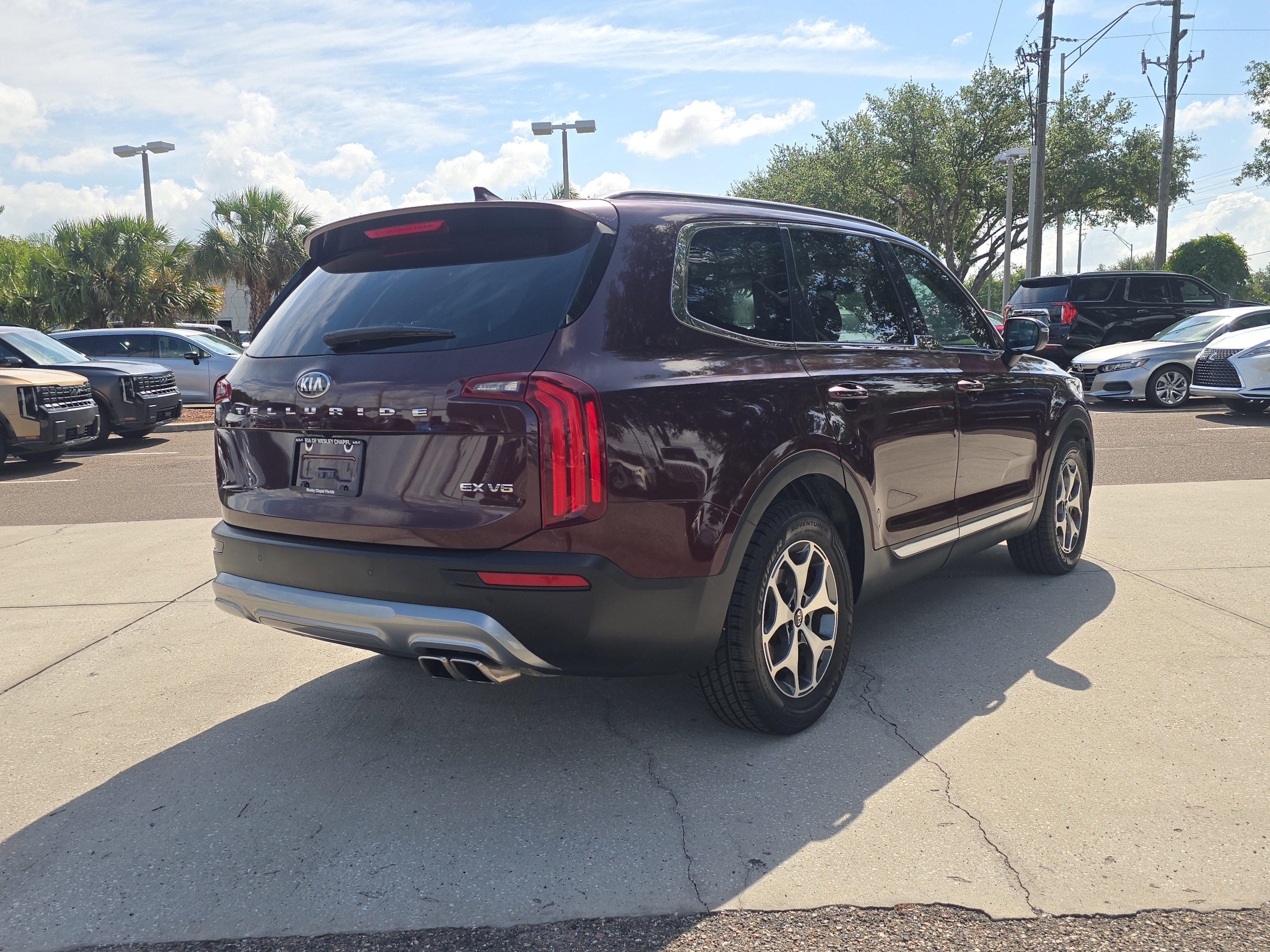 Used 2020 Sangria Kia EX image 8