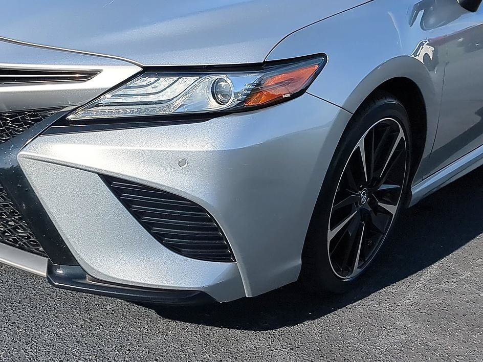 Used 2018 Celestial Silver Metallic Toyota XSE image 10