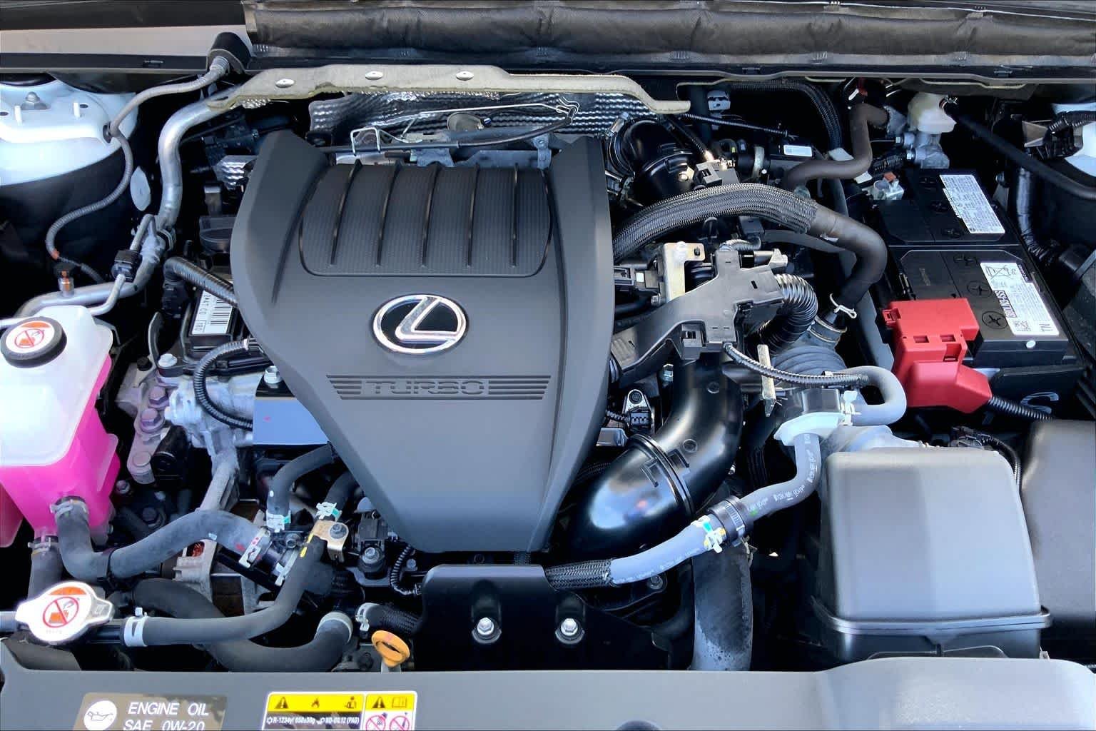 Used 2024 Eminent White Pearl Lexus Premium image 30