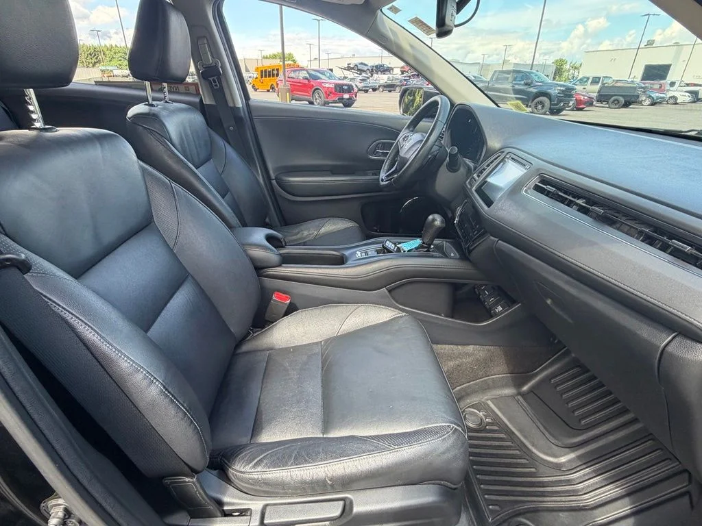 Used 2016 Black Honda EX-L image 41