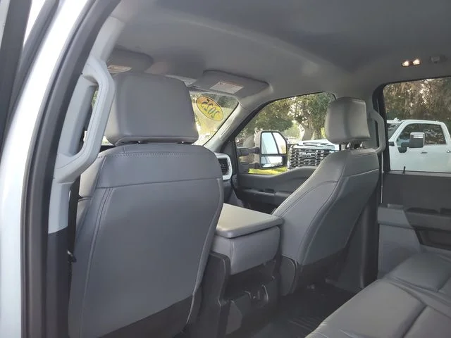 Used 2025 White Ford XL image 13