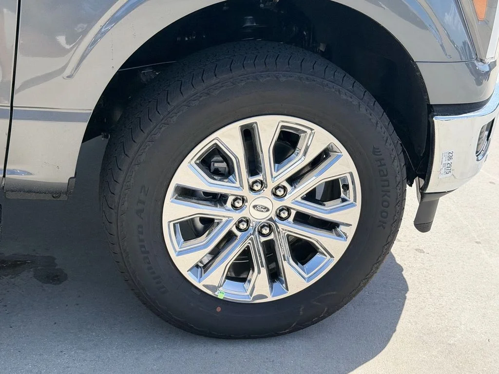 New 2026 Carbonized Gray Metallic Ford Lariat® image 9