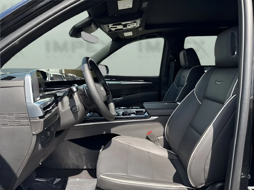 Used 2025 Black Cadillac Sport image 9
