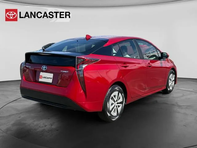 Used 2016  Toyota Two image 7