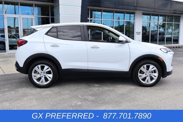 New 2026 Summit White Buick Preferred image 10