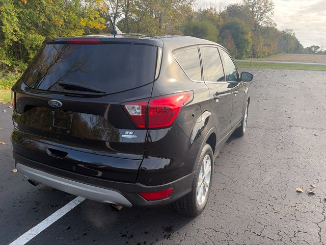 Used 2019 Black Ford SE image 12