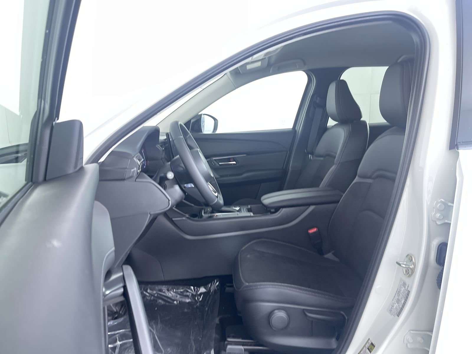 New 2026 Rhodium White Metallic Mazda 2.5 S Select image 16