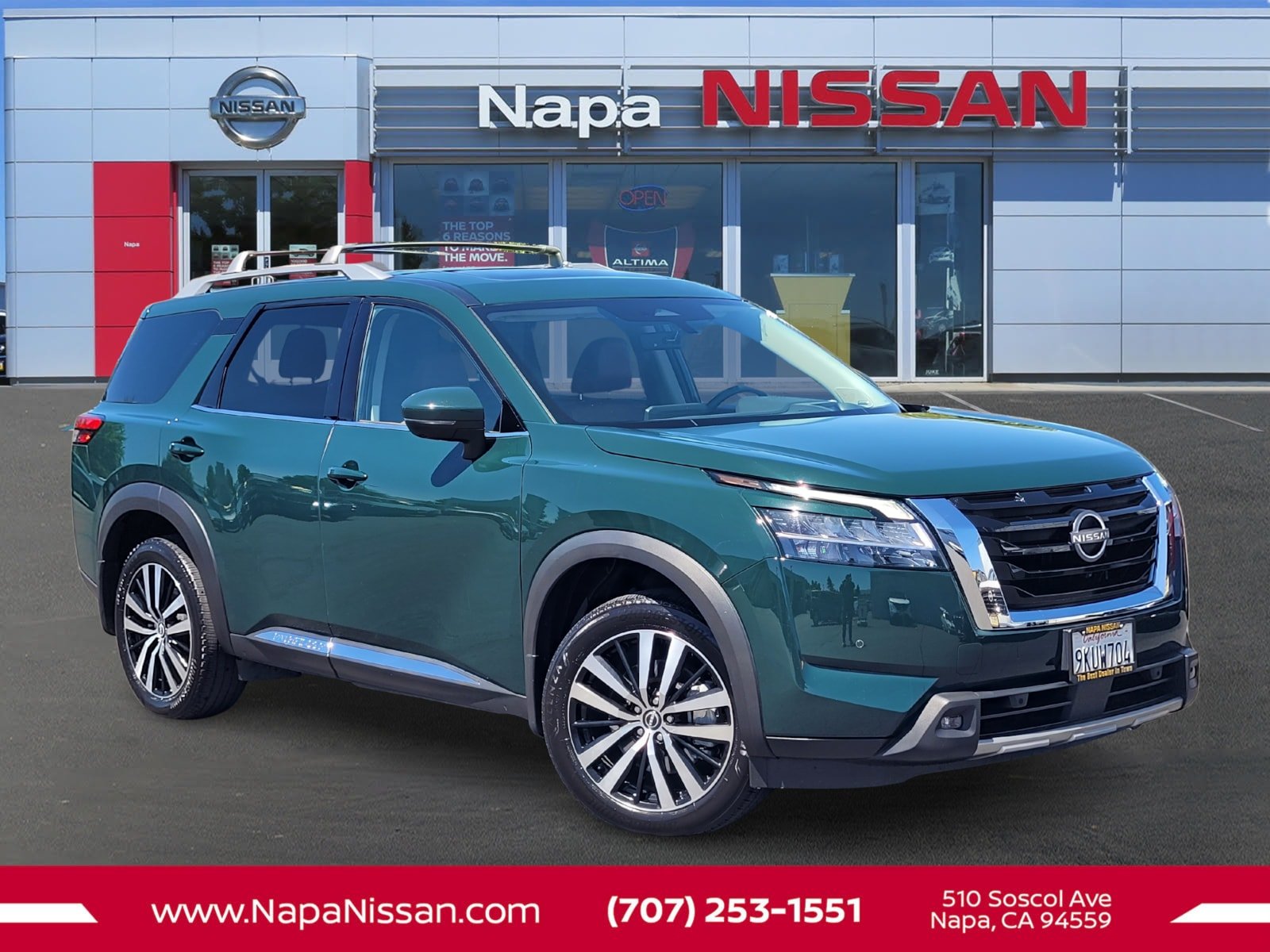 Certified Used 2024 Obsidian Green Pearl Nissan Platinum image 1