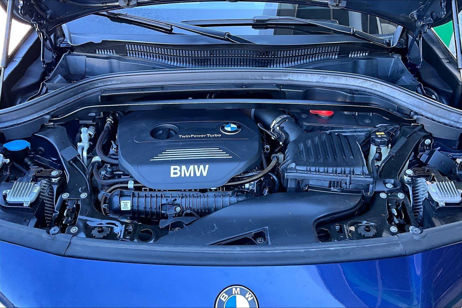 Used 2019 Mediterranean Blue Metallic BMW xDrive28i image 30