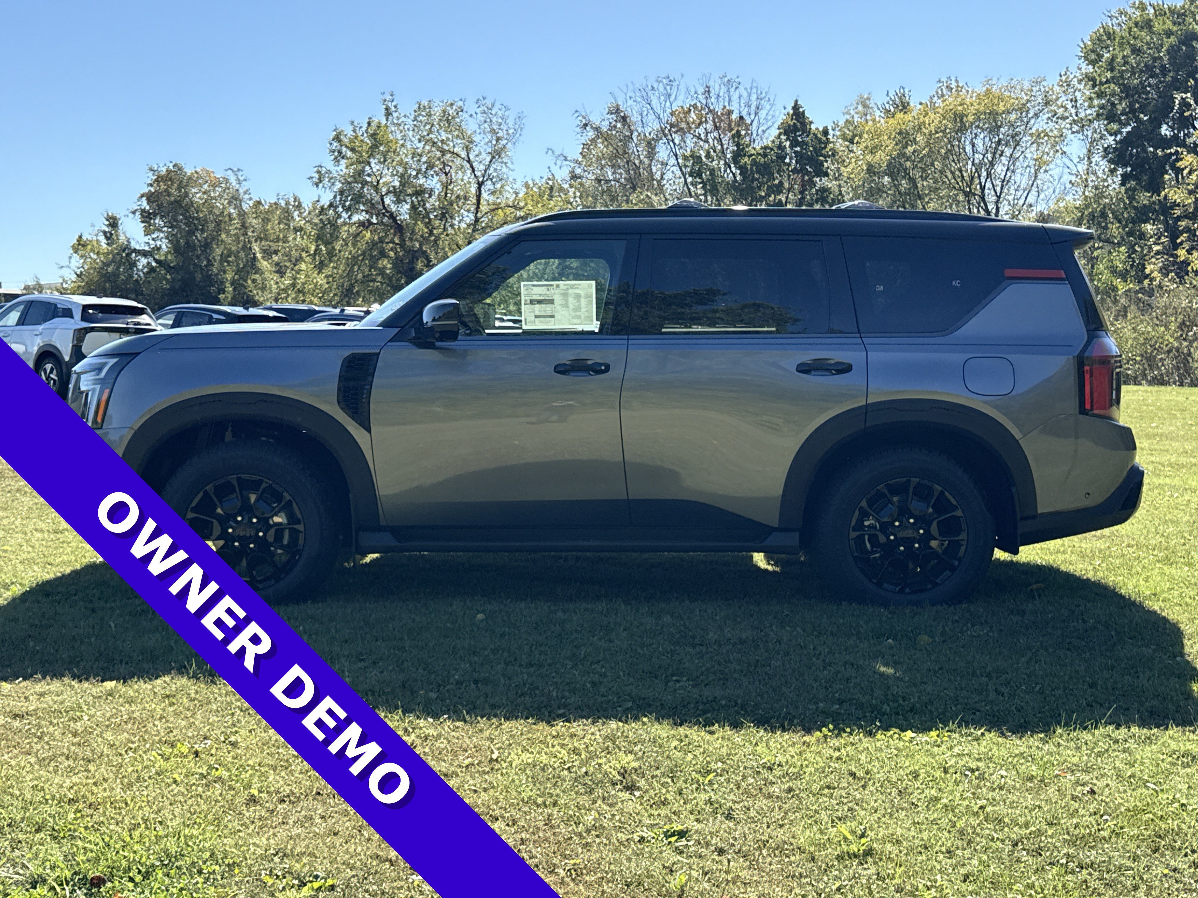 2026 Nissan Armada PRO-4X - Photo 13