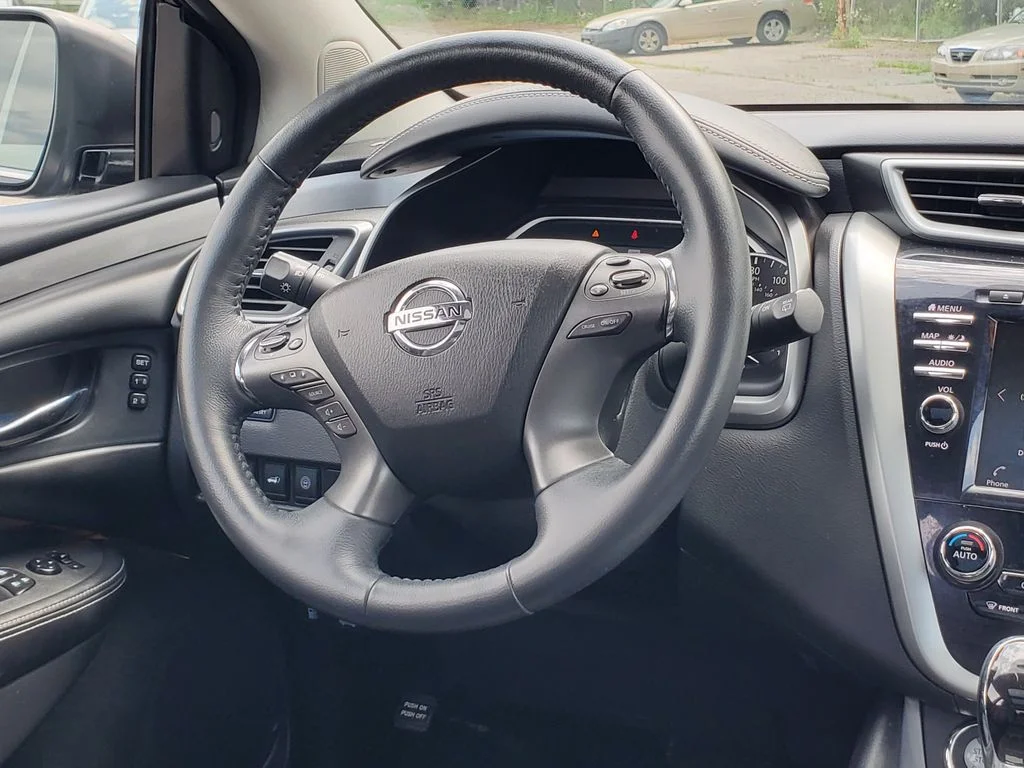 Used 2020 Black Nissan SL image 26