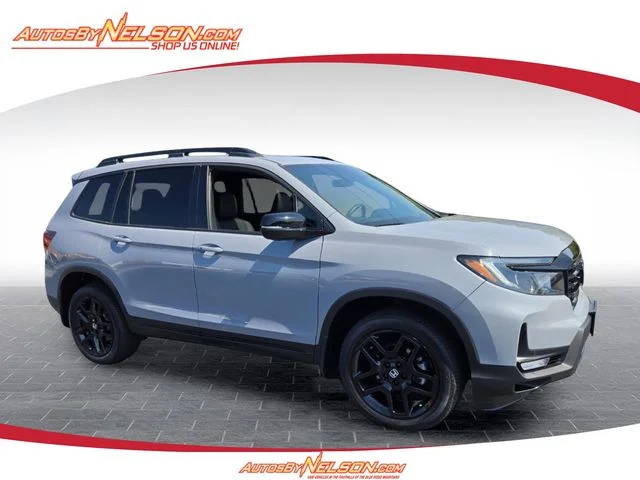 Used 2025 Gray Honda Black Edition image 1