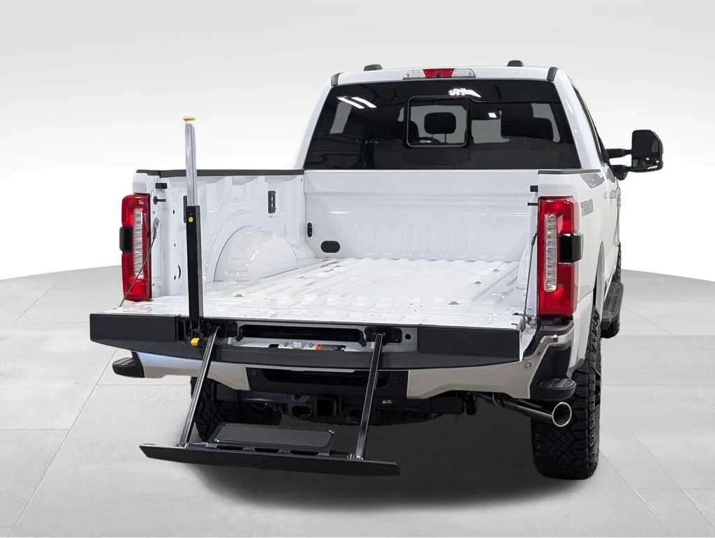 New 2026 Oxford White Ford F-250® King Ranch® image 28