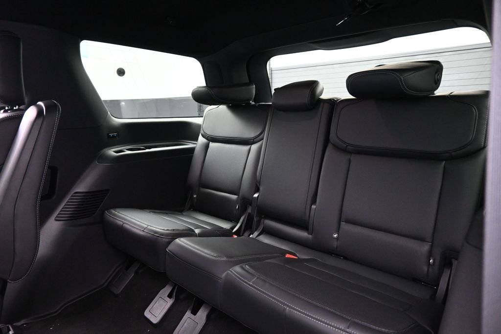 New 2026 Glacier Gray Metallic Tri-Coat Ford Platinum image 21