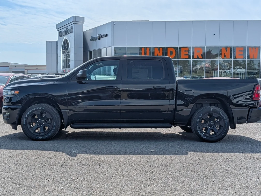 New 2026 Black RAM Express - - 3.0L Hurricane Twin Turbo - Black Express Pkg - 20 Wheels - Power Slide Window & More! image 5