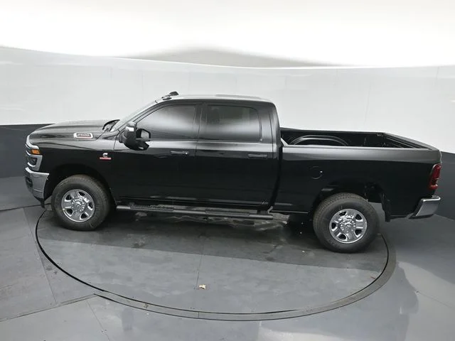 New 2026 Diamond Black Crystal Pearl-Coat Exterior Paint RAM Tradesman image 34