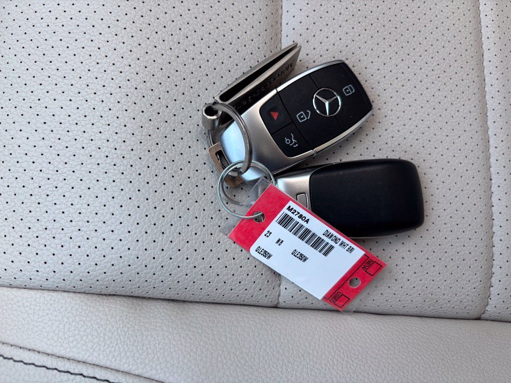 Certified Used 2023 White Mercedes-Benz GLE 350 image 14