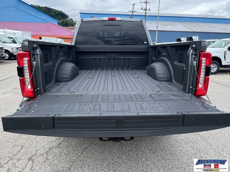 New 2024 Carbonized Gray Metallic Ford XLT image 10