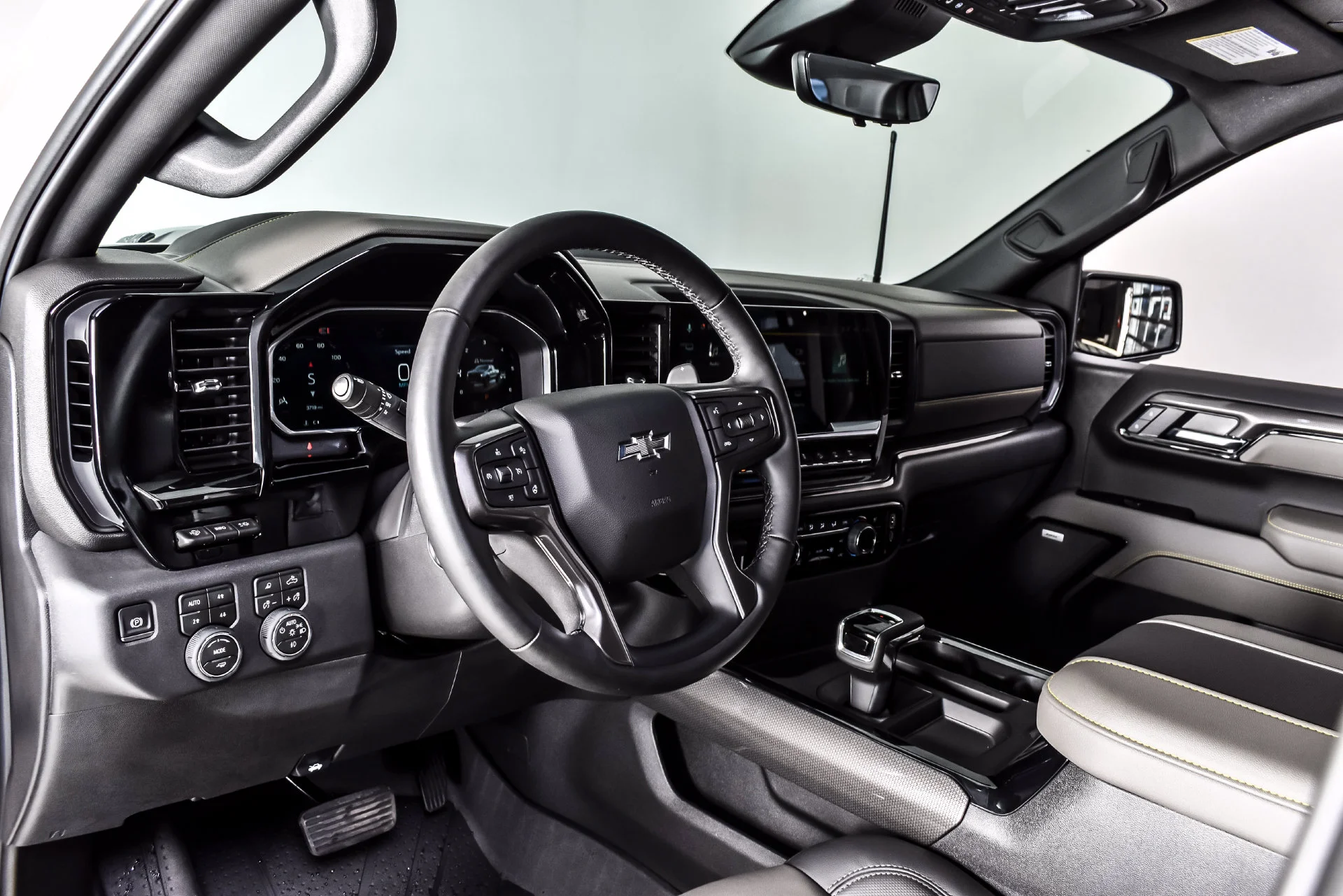 Used 2026 White Chevrolet ZR2 image 12