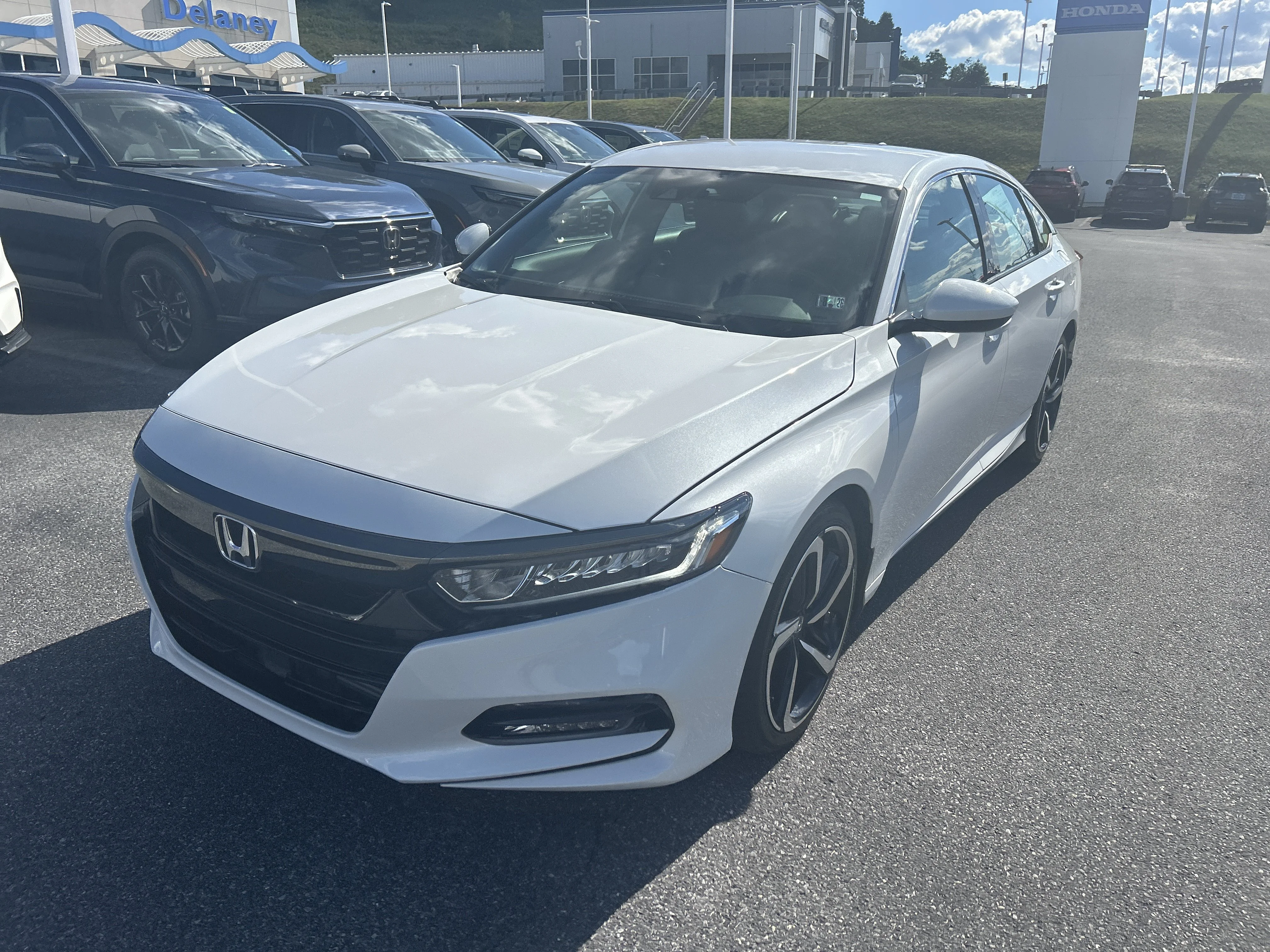 Certified Used 2020 Platinum White Pearl Honda Sport image 10