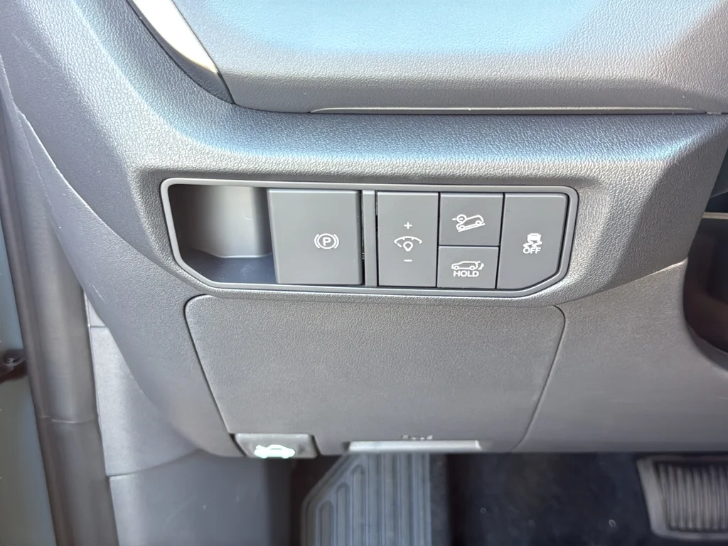 New 2027 Frost Blue Kia X-Line SX image 28