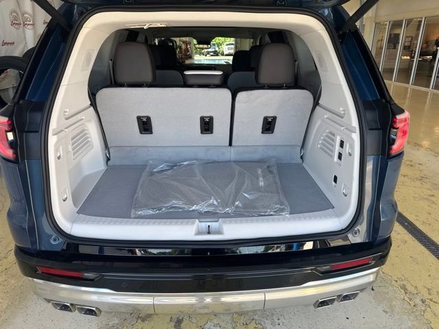 2026 GMC Acadia Denali - Photo 36