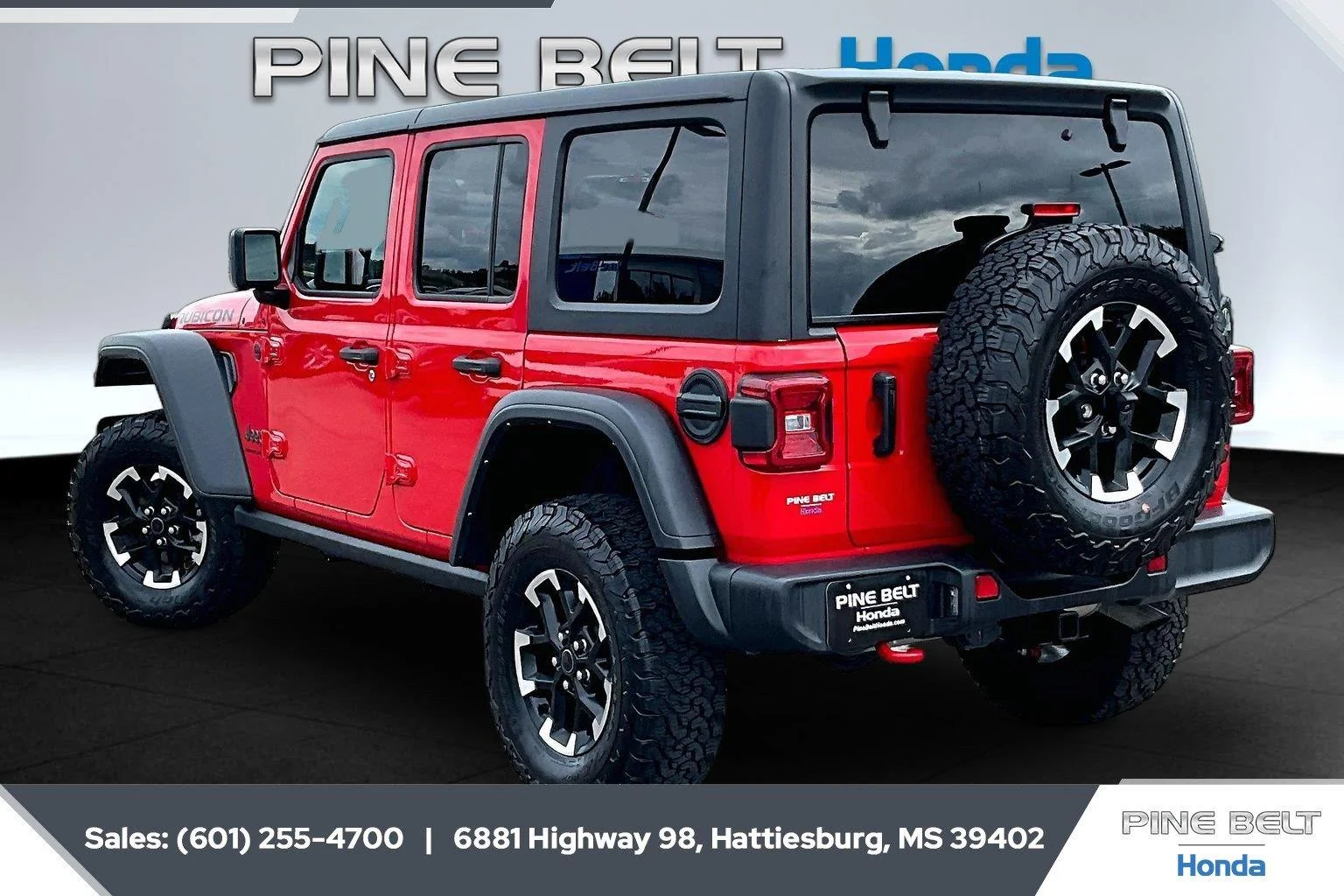 Used 2025 Firecracker Red Clearcoat Jeep Rubicon image 2
