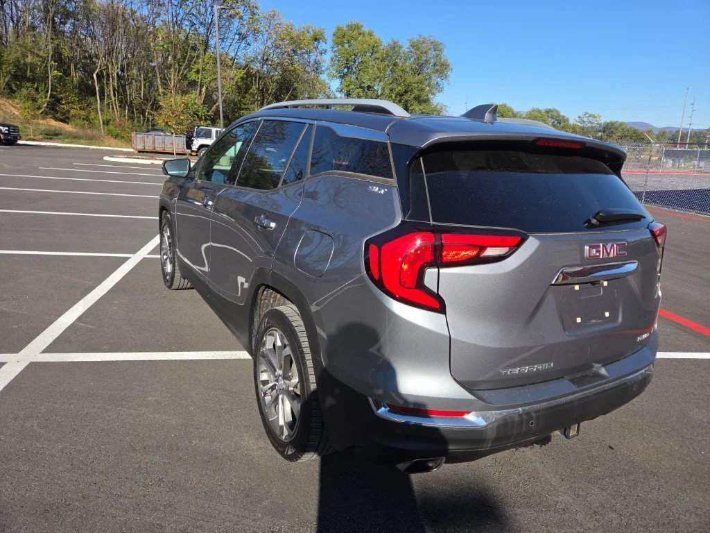 Used 2020 Gray GMC SLT image 8